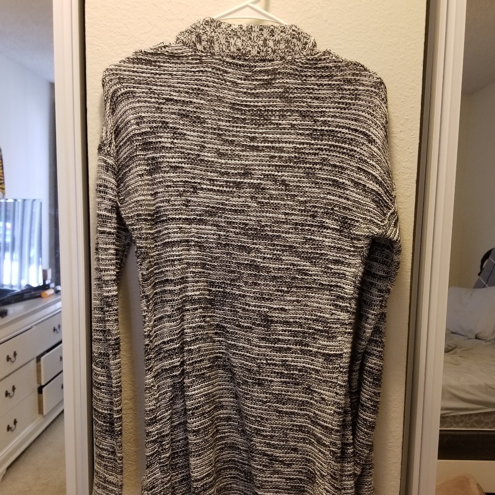 Express cardigan - Picture 2 of 2